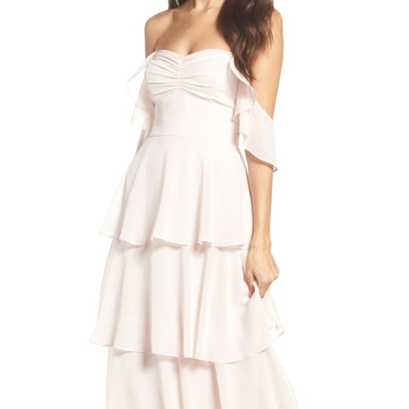 Wayf Dresses & Skirts - NWT [Wayf] Abby Off The Shoulder Tiered Dress - XS